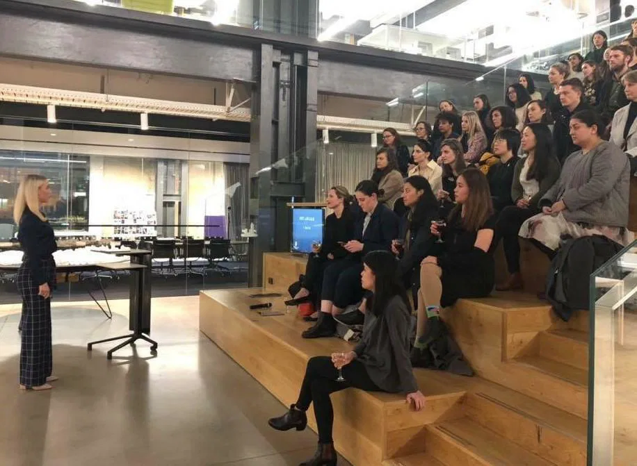 A w nz public speaking masterclass presenting with imp 01