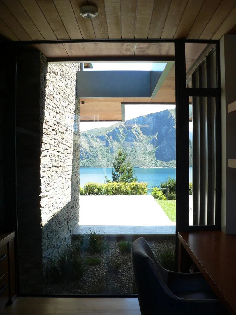 A w nz southern site visit the dacha wanaka by eliska 04