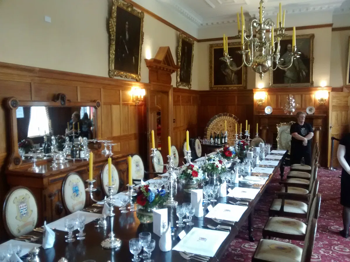 Gov House NZ dining room