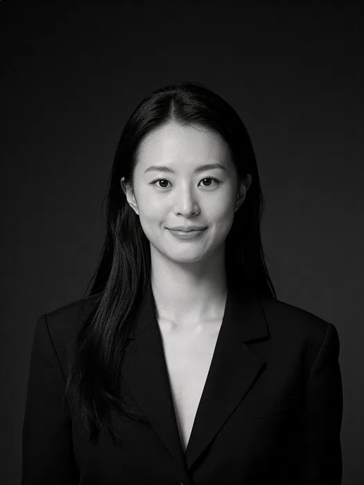 Min Lee