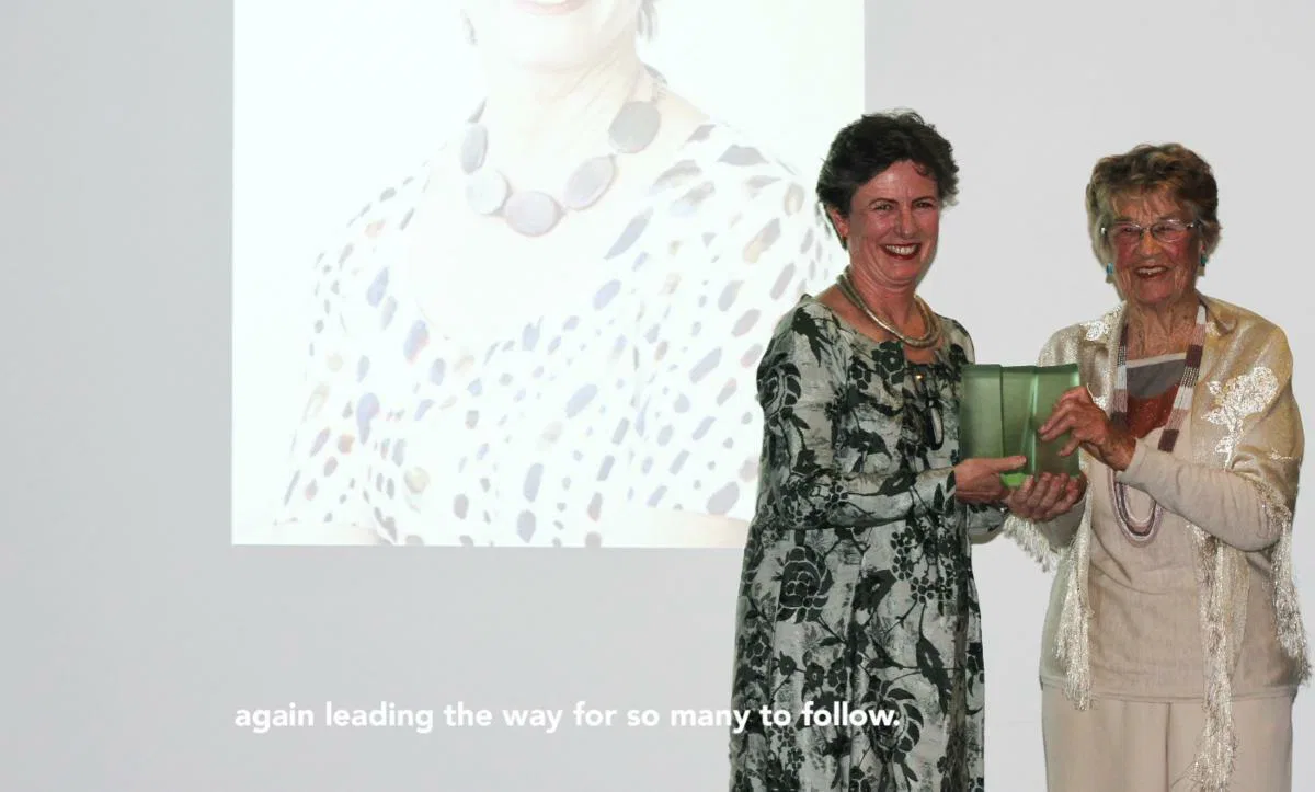 Celebrating julie stout s gold video 07 julie leading 04