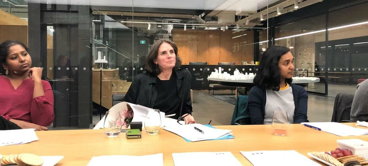 Lynda simmons stands down from co chair 05