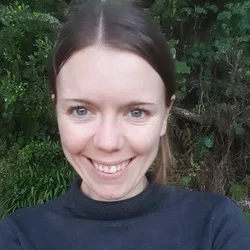 Laura Reader