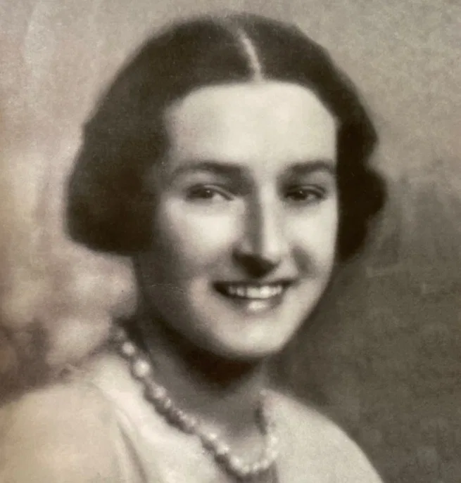 Muriel lamb